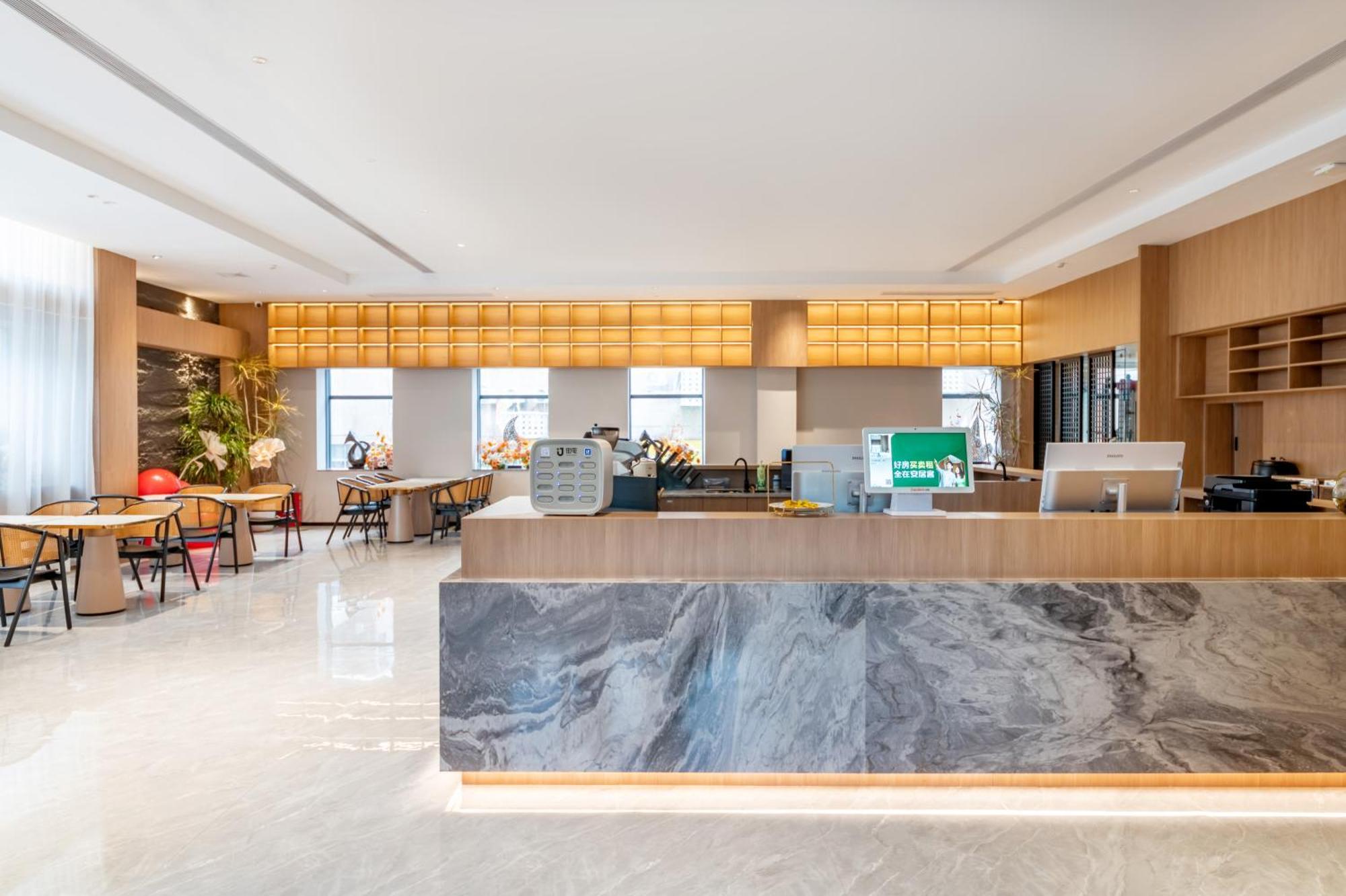 Luyue Hotel Movie Hotel Huaqiangbei Convention And Exhibition Center Branch Thẩm Quyến Ngoại thất bức ảnh