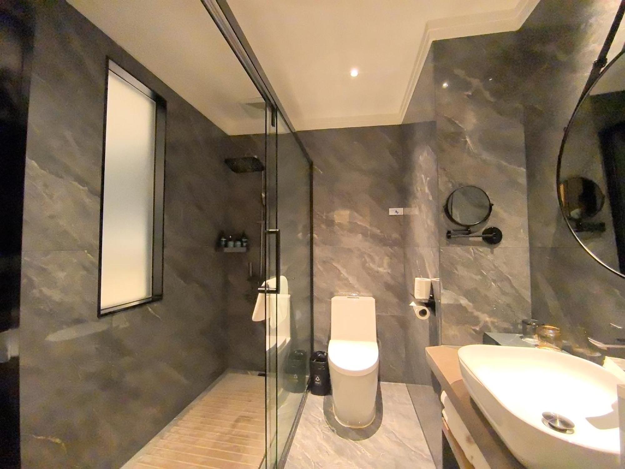Luyue Hotel Movie Hotel Huaqiangbei Convention And Exhibition Center Branch Thẩm Quyến Ngoại thất bức ảnh